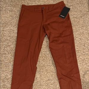 Men’s Lululemon Commission Pants 33X34